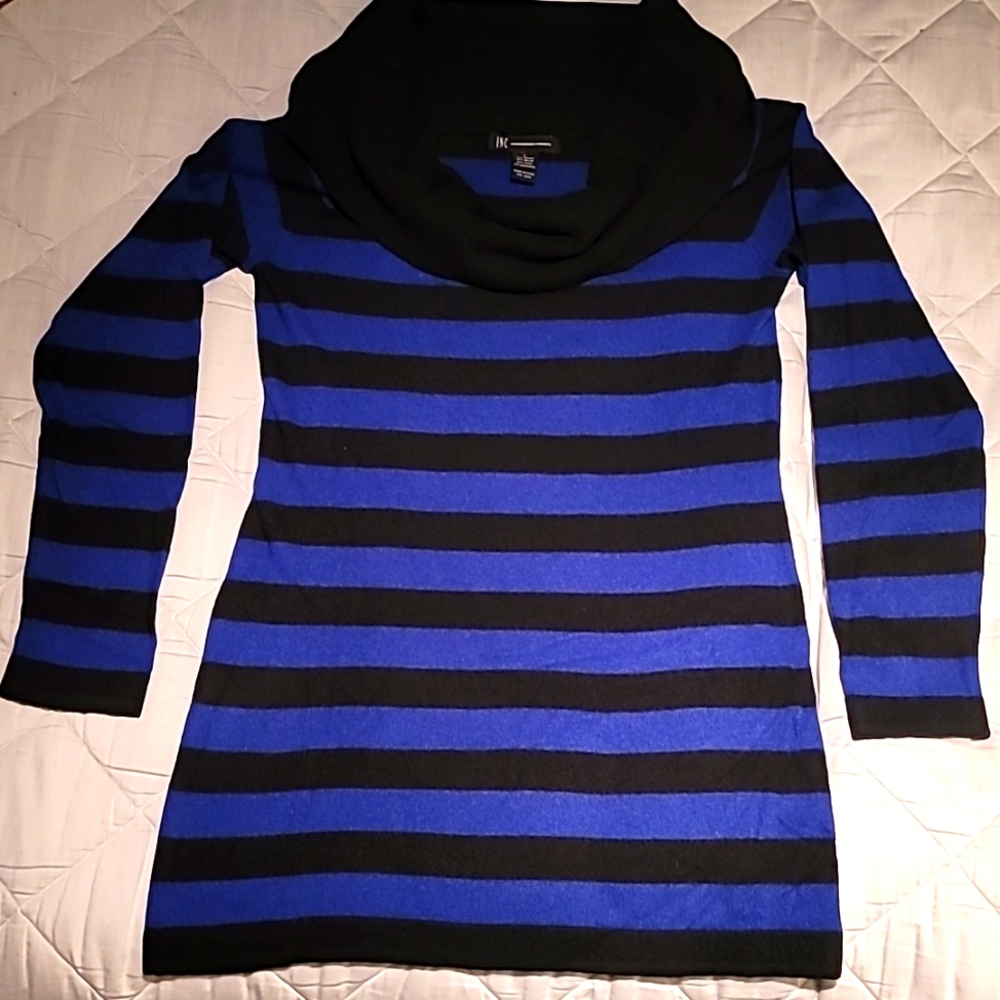 INC International Concepts Large Blue & Black Sweater